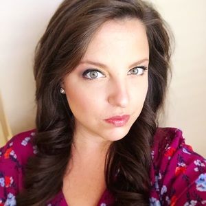 Meet your Posher, Beth eileen